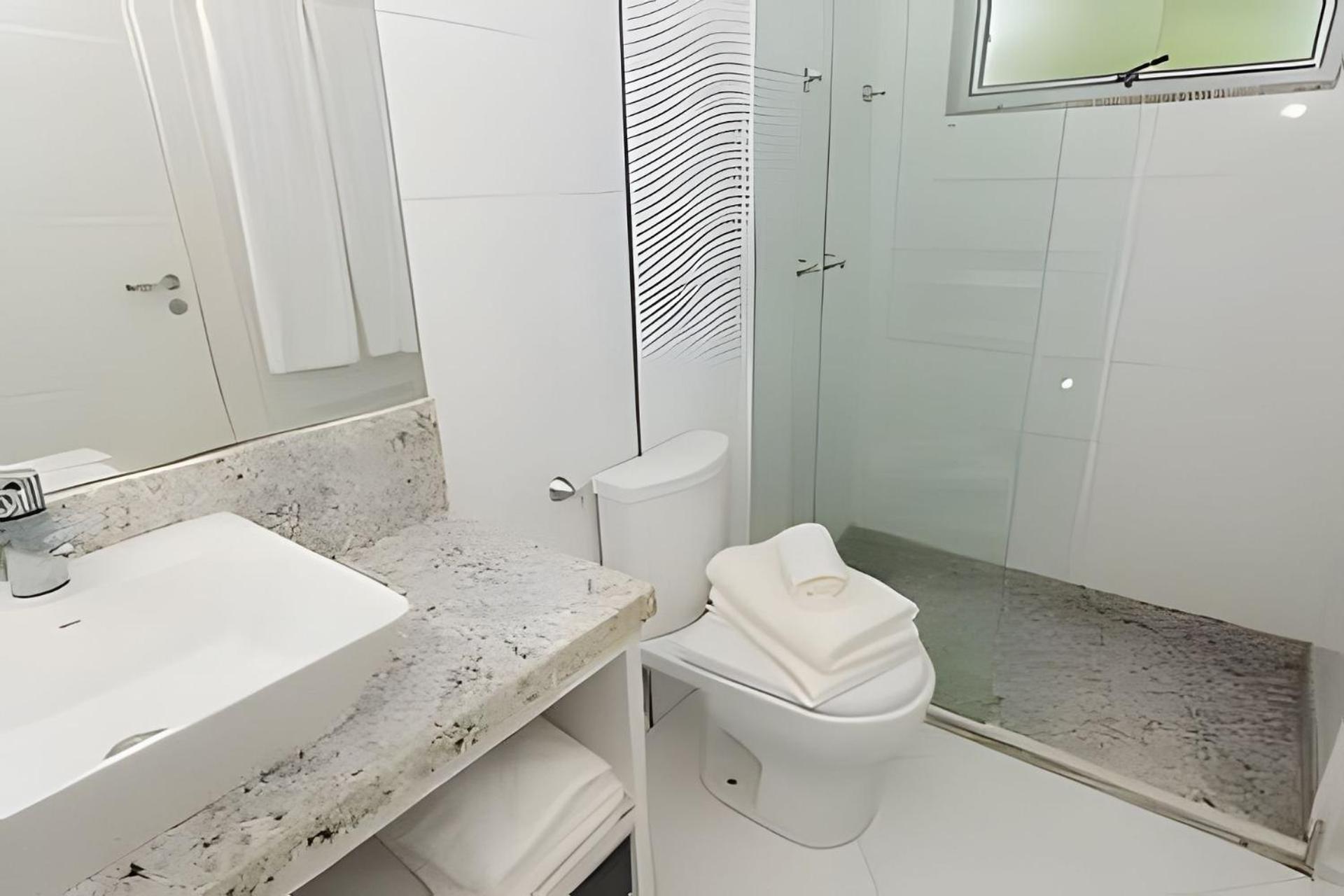 Solife Espaço Amplo com Piscina em Foz do Iguaçu Exterior foto