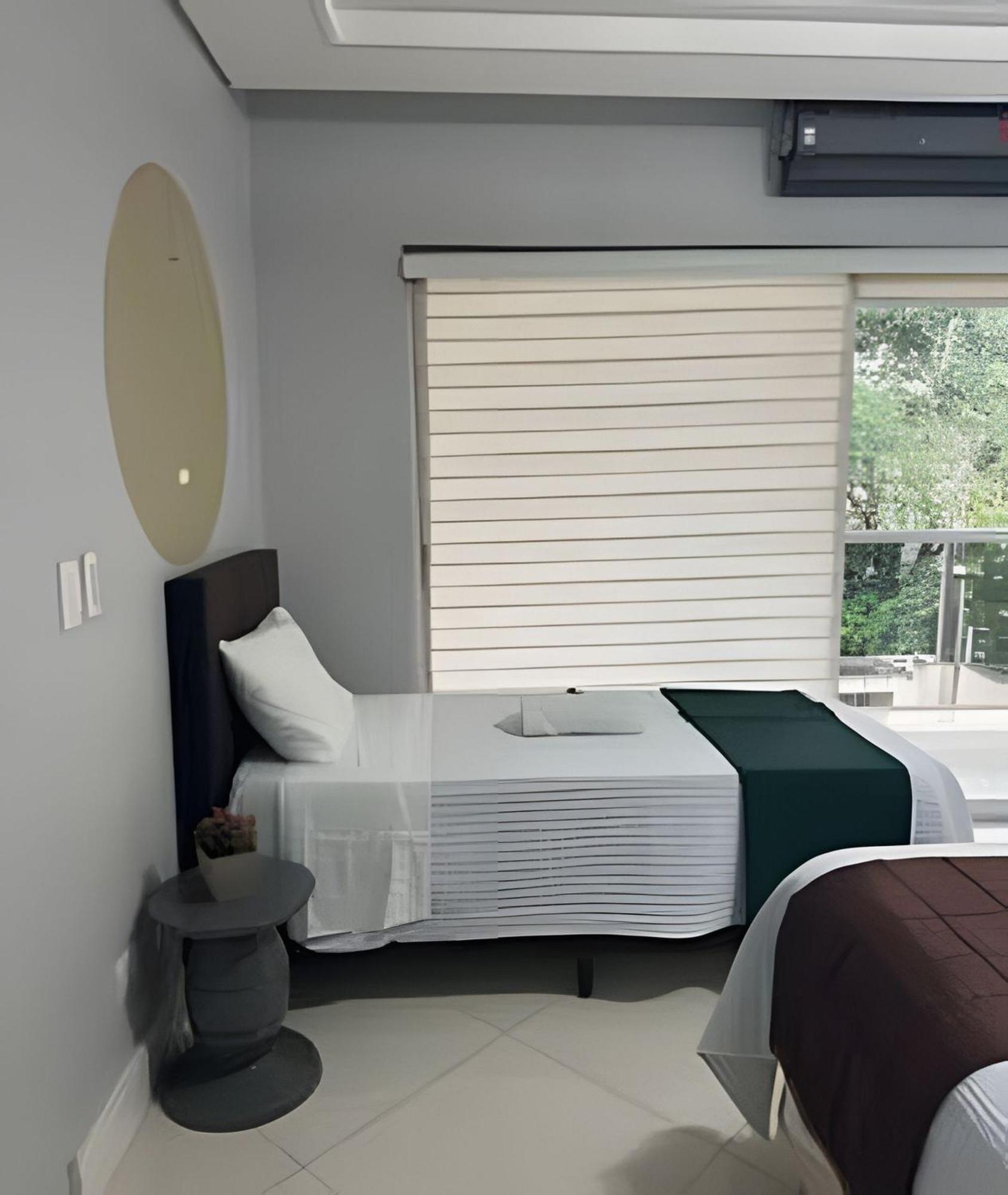 Solife Espaço Amplo com Piscina em Foz do Iguaçu Exterior foto