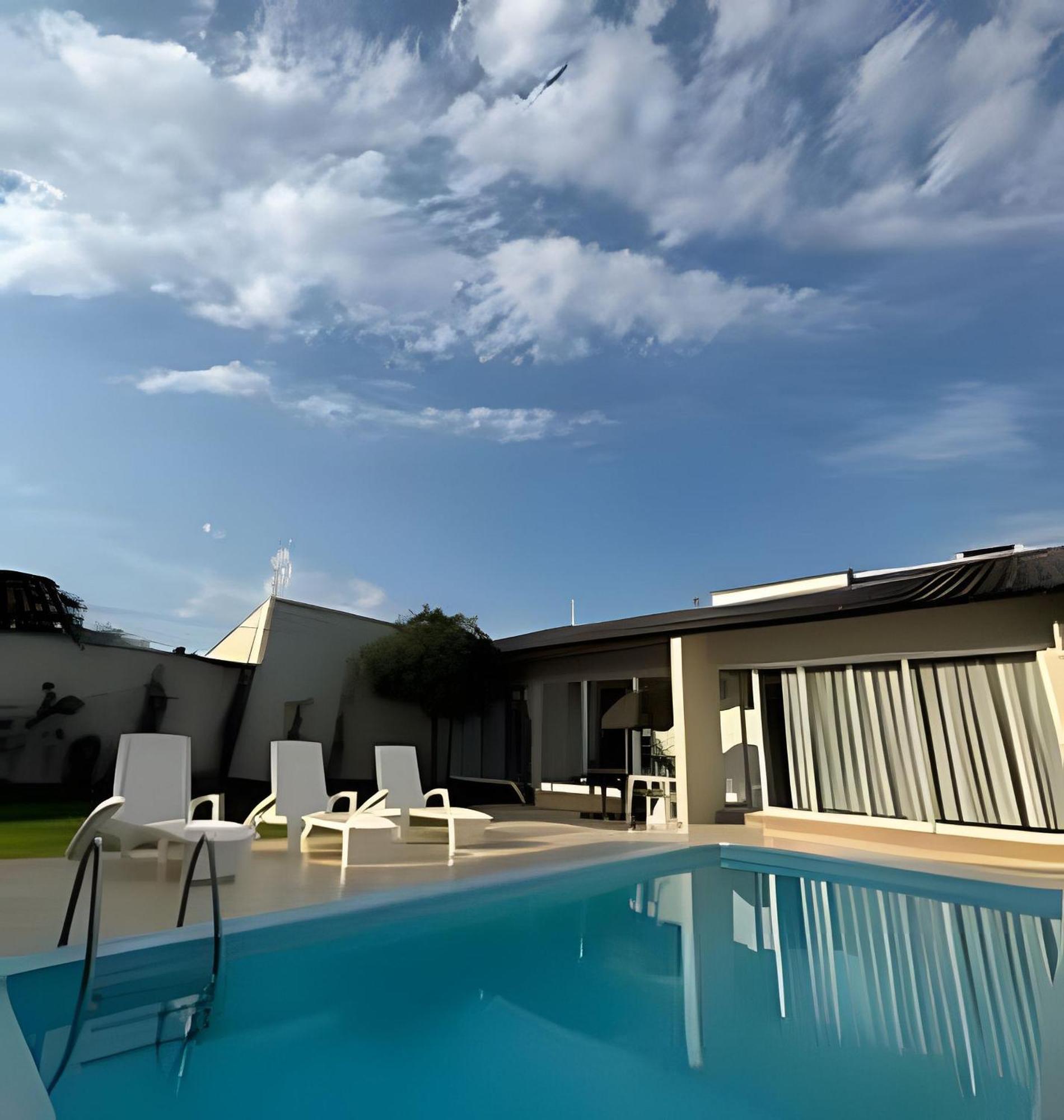 Solife Espaço Amplo com Piscina em Foz do Iguaçu Exterior foto